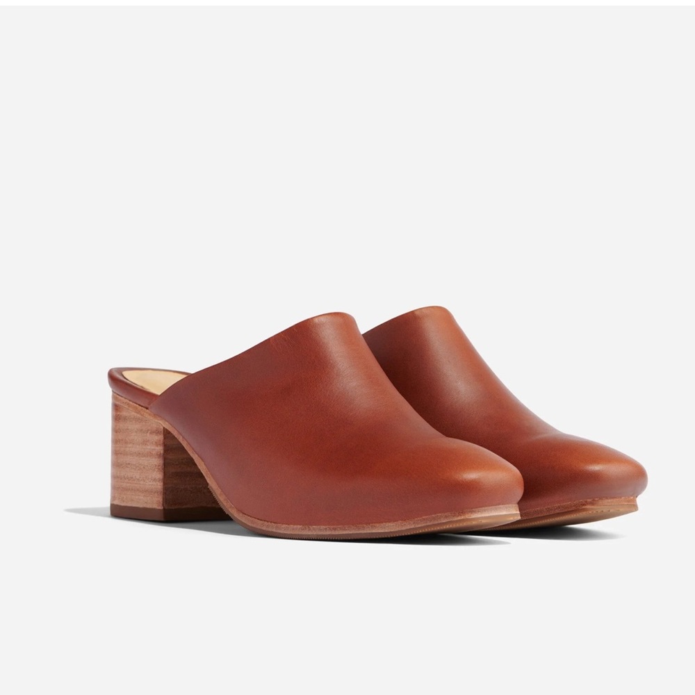 NISOLO All-Day Heeled Mule 7.5 TTS